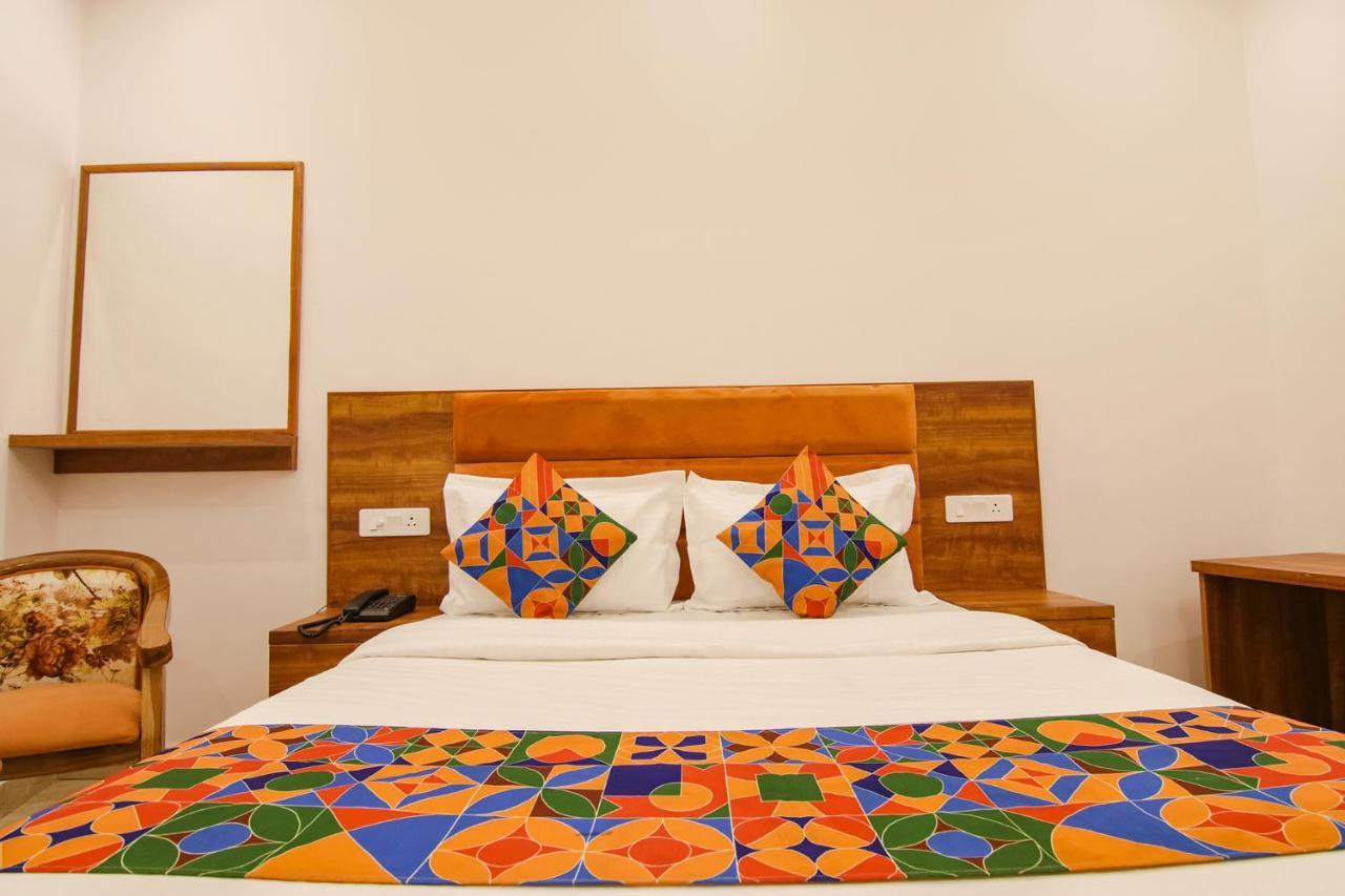 Fabhotel Ambassador Manimajra Ngoại thất bức ảnh