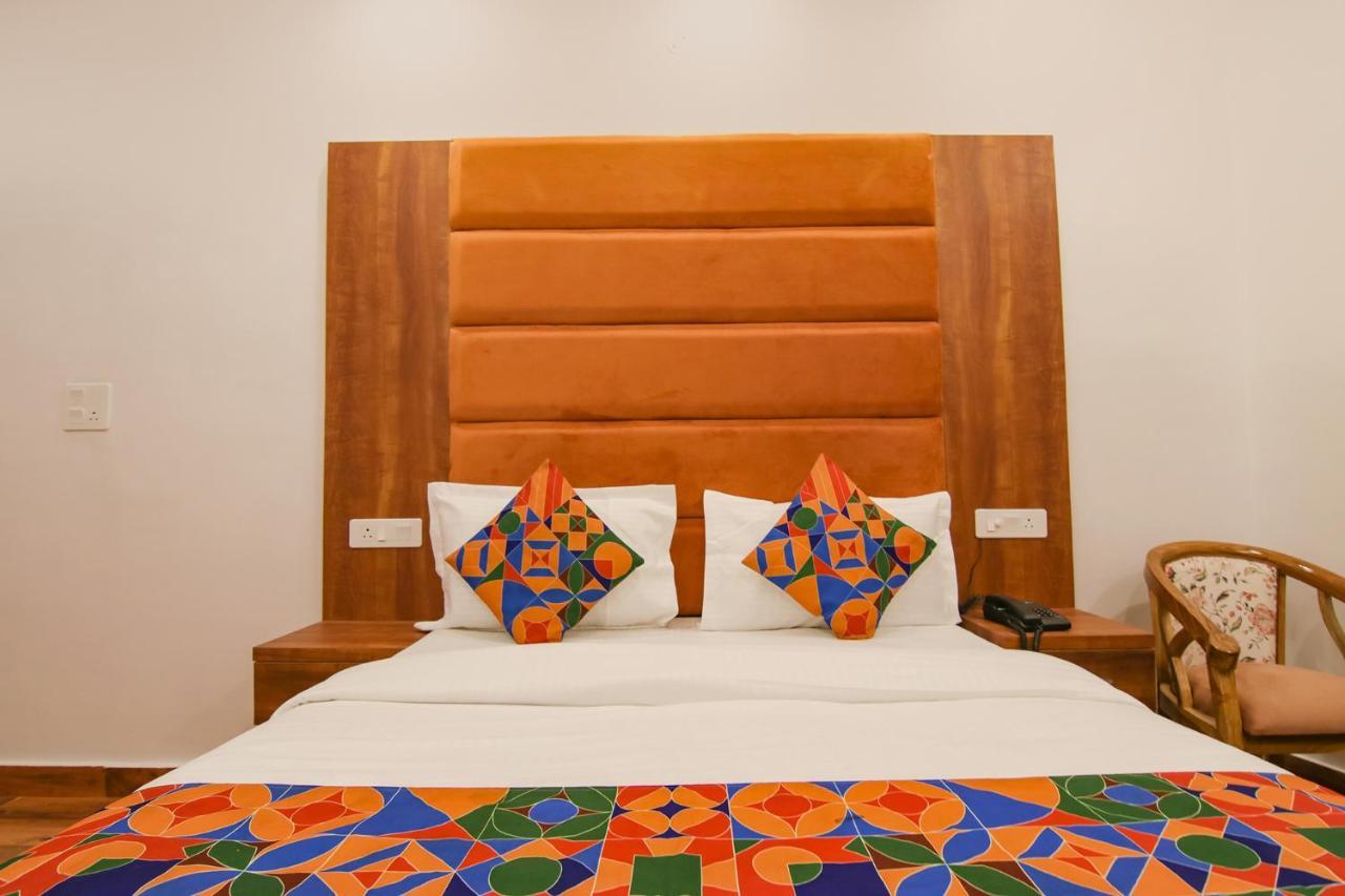 Fabhotel Ambassador Manimajra Ngoại thất bức ảnh